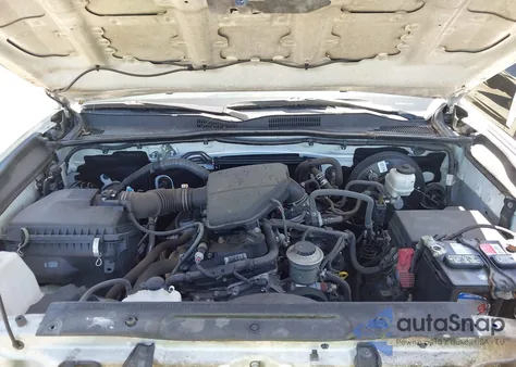 2022 Toyota Tacoma Sr from USA, damaged, VIN 3TYRX5GN2NT049596